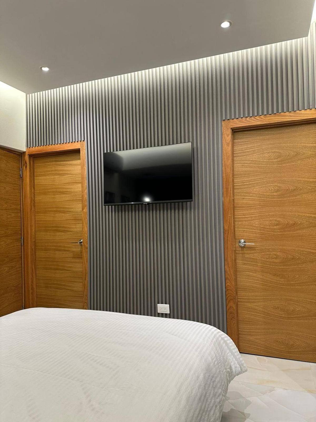Downtown Luxury Apt Naco: 2Br 2Ba Santo Domingo Exterior foto